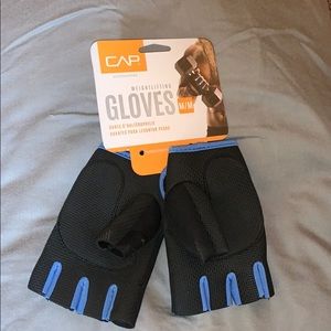 Weightlifting gloves